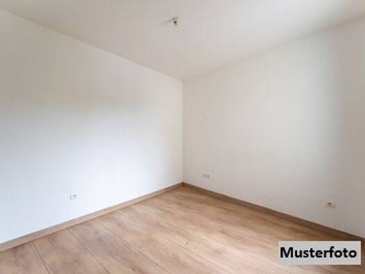 Mehrfamilienhaus zum Kauf als Kapitalanlage geeignet 214.000 € 4 Zimmer 5 m² 565 m² Grundstück Schanzstraße Wien 1140