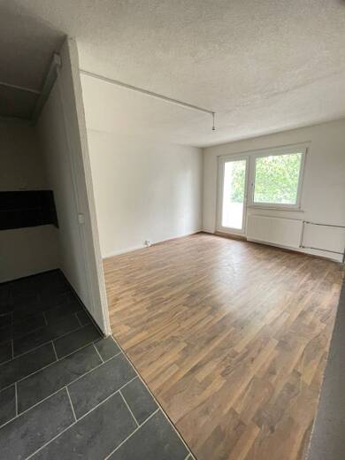 Wohnung zur Miete 483 € 3 Zimmer 60,4 m² 2. Geschoss frei ab sofort Hohes Gebirge 20-24 Neustädtel Schneeberg 08289