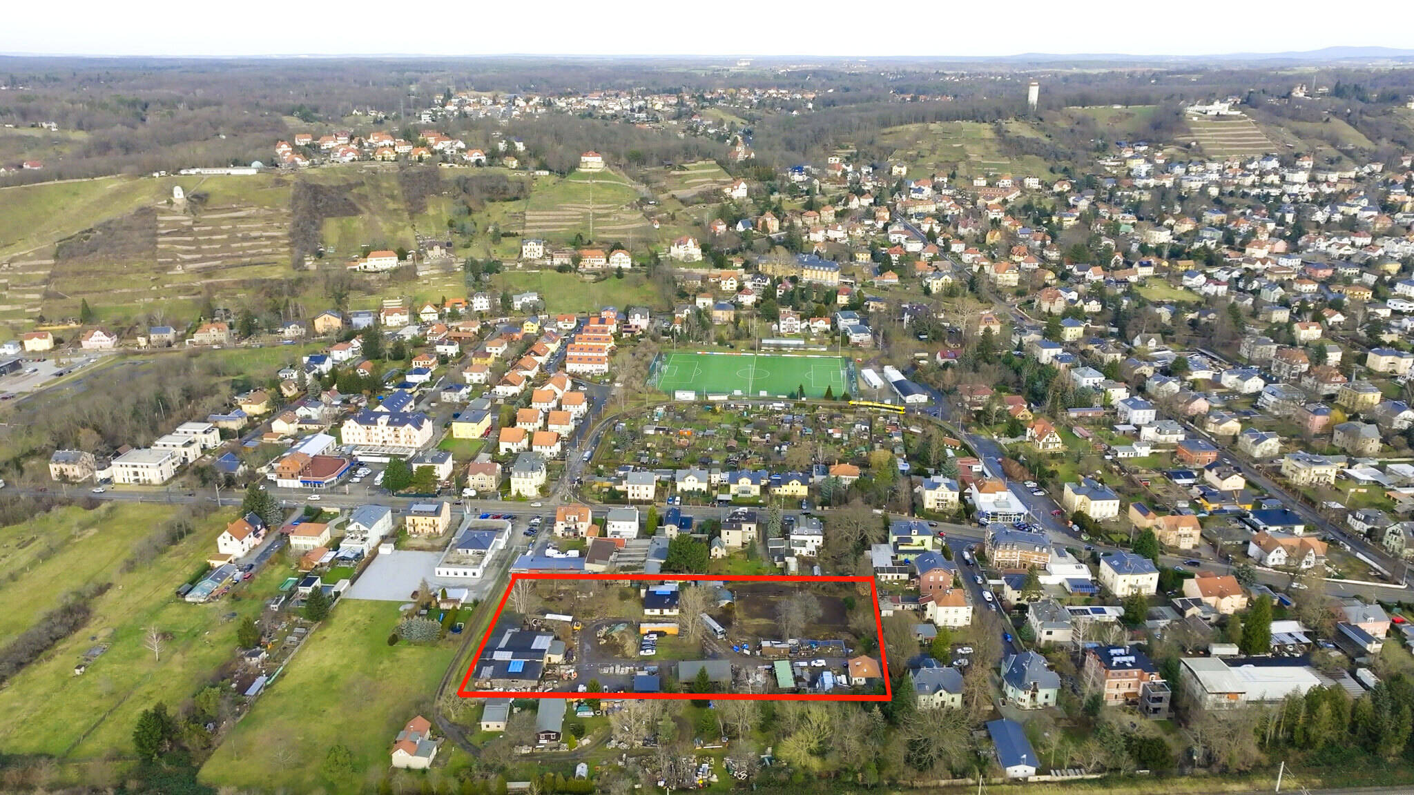 attraktives Grundstück in Radebeul-West zum Kauf, verkehrsgünstige Lage, 8.210 m²