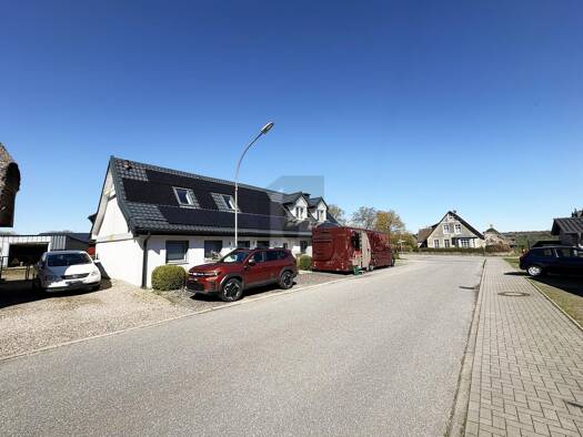 Einfamilienhaus zum Kauf 399.000 € 10,5 Zimmer 278 m² 375 m² Grundstück Immenstedt 25885