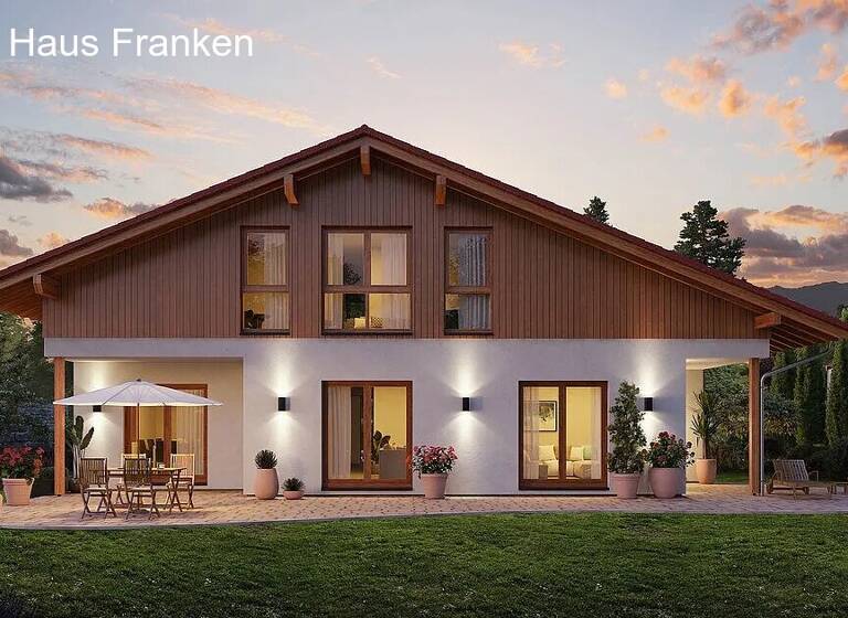 Einfamilienhaus zum Kauf 735.000 € 4 Zimmer 309 m²<br/>Wohnfläche 800 m²<br/>Grundstück Forchheim Forchheim 91301