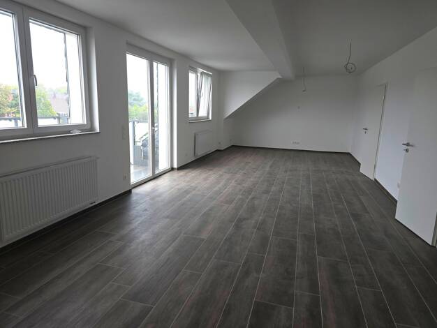 Wohnung zur Miete 1.100 € 2,5 Zimmer 102,9 m² 3. Geschoss frei ab 01.10.2026 Duisburger Str. 354 Alt-Homberg Homberg / Ruhrort / Baerl 47198