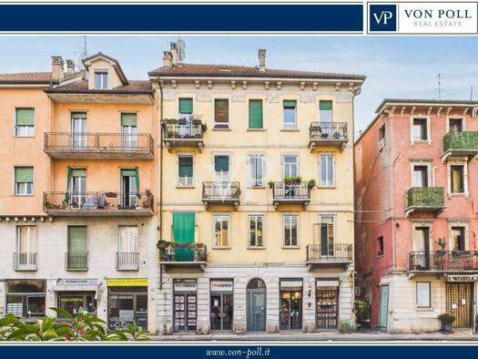 Villa zum Kauf 1.550.000 € 18 Zimmer 420 m² 190 m² Grundstück frei ab sofort Interrato dell'Acqua Morta 46 Verona 37129