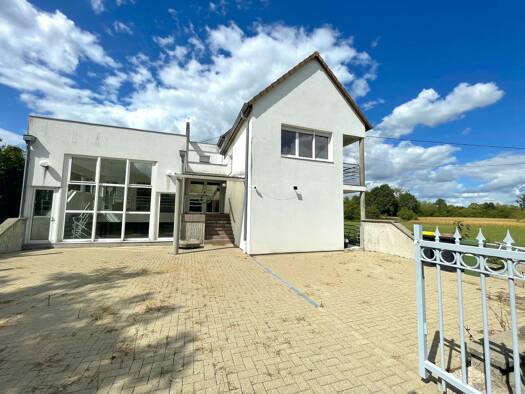 Einfamilienhaus zum Kauf 353.000 € 6 Zimmer 272,9 m² 1.514 m² Grundstück frei ab 15.12.2026 Rue de Rountzenheim 55 Soufflenheim 67620