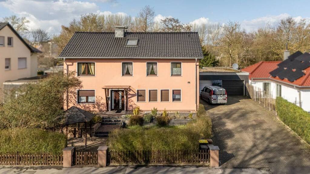 Einfamilienhaus zum Kauf 699.000 € 9 Zimmer 220 m² 1.423 m² Grundstück Scharnhorst Dortmund 44328
