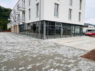 Laden zur Miete - Erstbezug 2.520 € 252 m² Verkaufsfläche Annweiler Annweiler am Trifels 76855