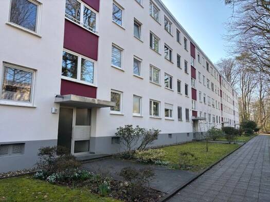 Wohnung zur Miete 975 € 4 Zimmer 94 m² Geschoss 3/4 frei ab sofort Bergwald Karlsruhe 76228