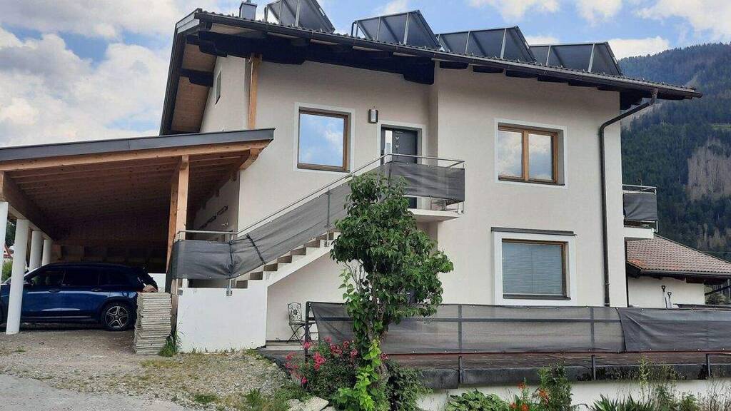 Mehrfamilienhaus zum Kauf 536.000 € 6 Zimmer 145 m² Strassen 9918