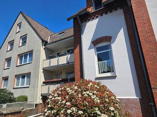 Wohnung zur Miete 900 € 3 Zimmer 95 m² Feldstraße 8 A Alt-Langenhagen Langenhagen 30851