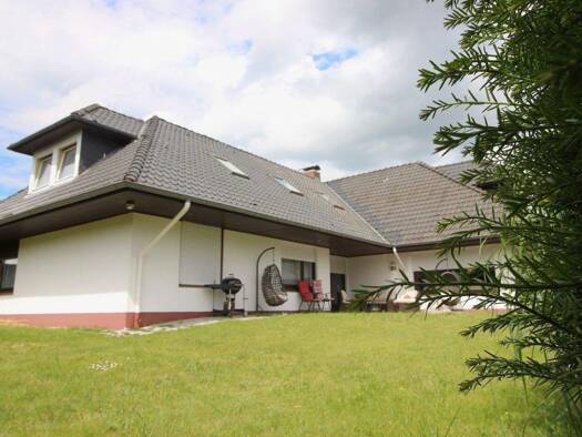 Einfamilienhaus zum Kauf 1.299.000 € 8 Zimmer 315 m² 1.161 m² Grundstück frei ab sofort Rellingen 25462
