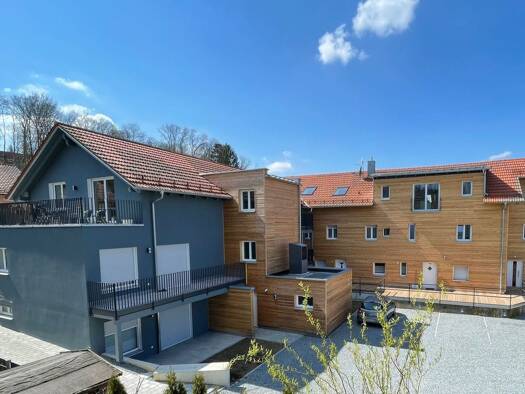 Maisonette zur Miete 1.150 € 4 Zimmer 130 m² Geschoss 2/3 frei ab 10.04.2026 Landau Landau an der Isar 94405