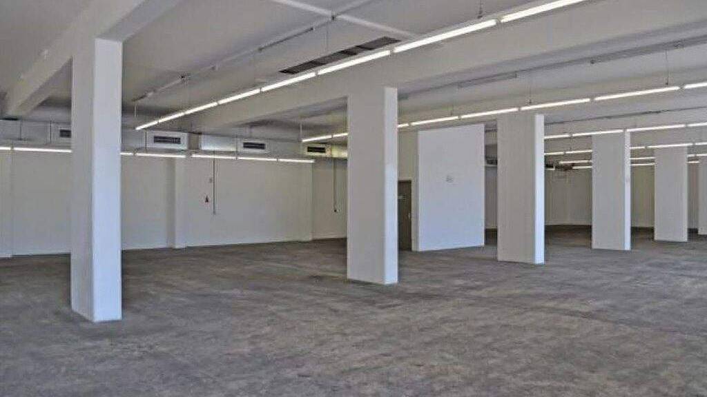 Lagerhalle zur Miete 4,46 € 1.684 m² Lagerfläche Lechhausen Augsburg 86165