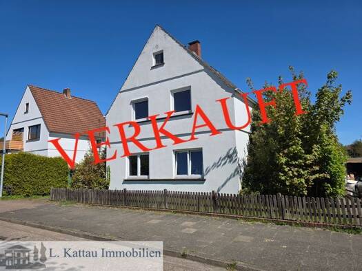 Mehrfamilienhaus zum Kauf 231.900 € 9 Zimmer 215 m² 651 m² Grundstück Blumenthal Bremen 28779
