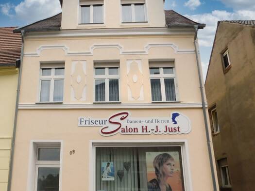 Haus zum Kauf 115.000 € 4 Zimmer 90 m² 668 m² Grundstück Lenzen Lenzen (Elbe) 19309