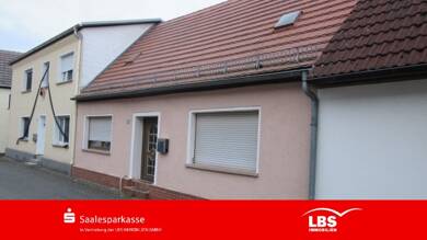 Reihenmittelhaus zum Kauf 76.000 € 4 Zimmer 85 m² 421 m² Grundstück Gröbzig Gröbzig 06388