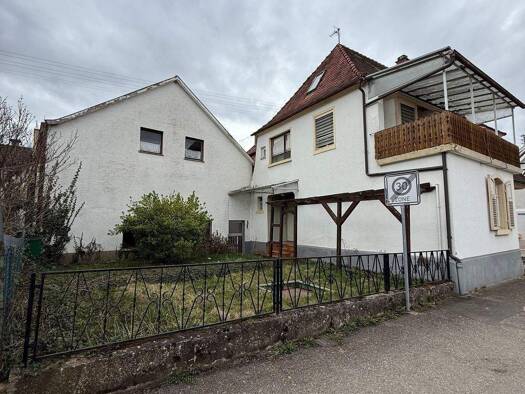 Haus zum Kauf 298.000 € 8 Zimmer 154 m² 321 m² Grundstück frei ab sofort Dragonerstraße 24 Broggingen Herbolzheim 79336