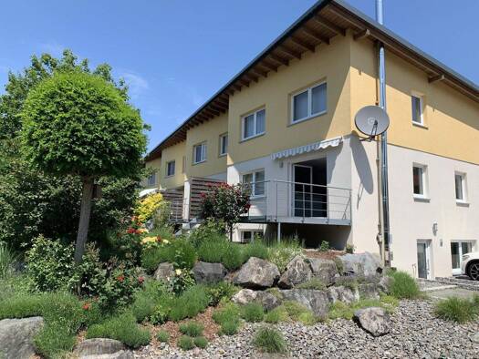 Reihenmittelhaus zur Miete 1.350 € 6 Zimmer 150 m² 180 m² Grundstück frei ab 01.02.2026 Wahlwies Stockach-Wahlwies 78333