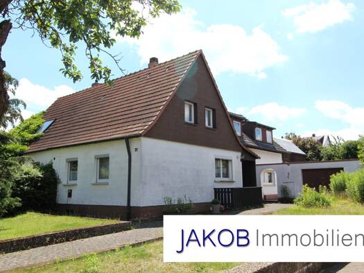 Doppelhaushälfte zum Kauf 165.000 € 7 Zimmer 156 m² 737 m² Grundstück Kulmbach Kulmbach 95326