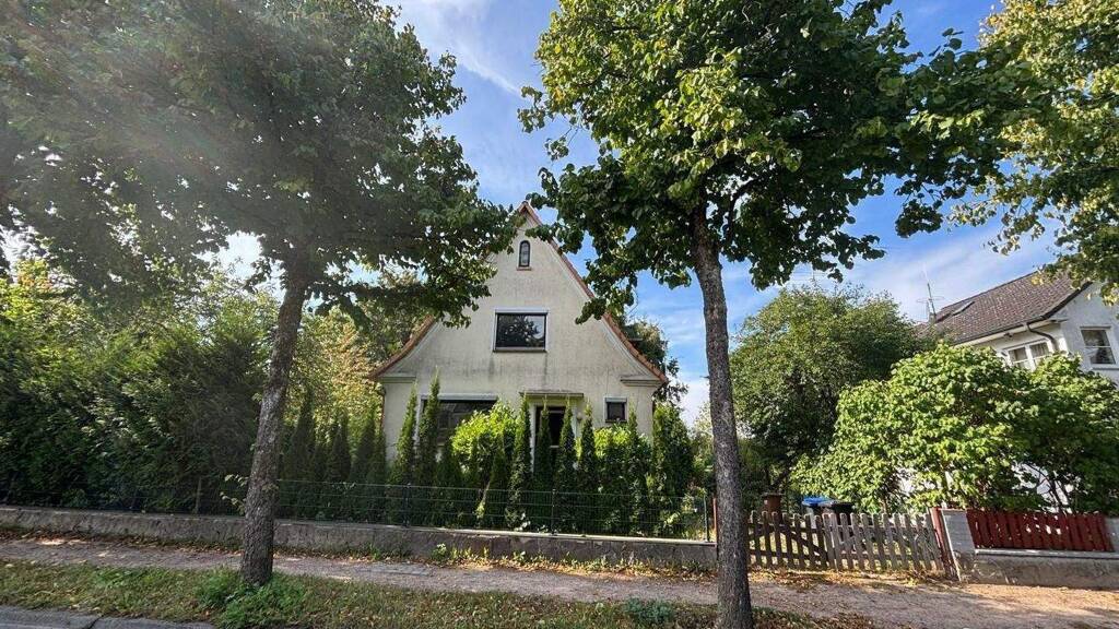 Einfamilienhaus zum Kauf 335.000 € 5 Zimmer 127 m² 633 m² Grundstück Elmschenhagen-Süd Kiel 24146