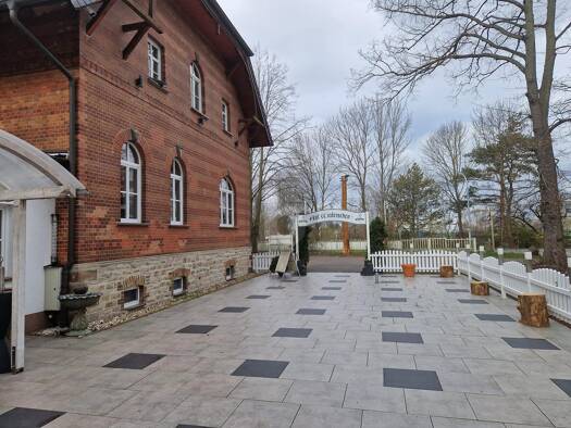 Restaurant zum Kauf 390.000 € 2.200 m² Grundstück Lützen Lützen 06686