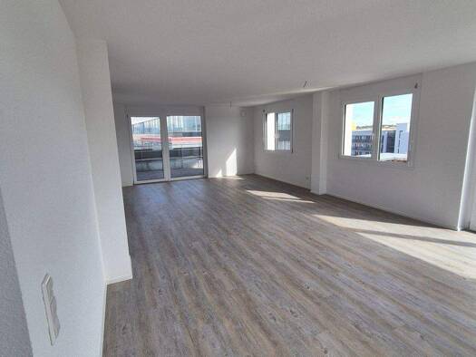 Wohnung zur Miete 1.691 € 4,5 Zimmer 153,3 m² 6. Geschoss frei ab sofort Wehrdstraße Singen Singen (Hohentwiel) 78224