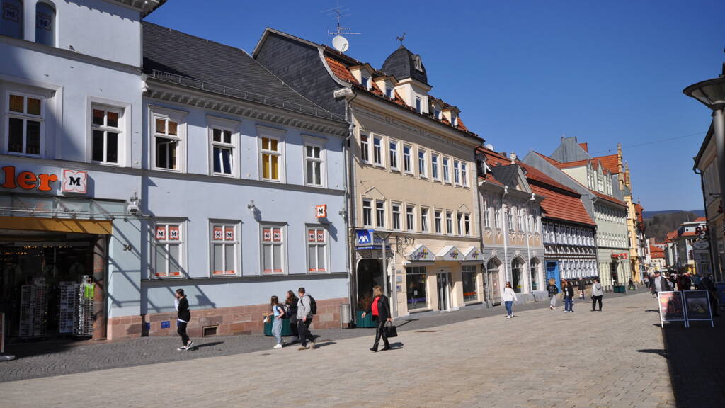 Bürofläche zur Miete 495 € 3 Zimmer 110 m² Bürofläche Suhl 98527