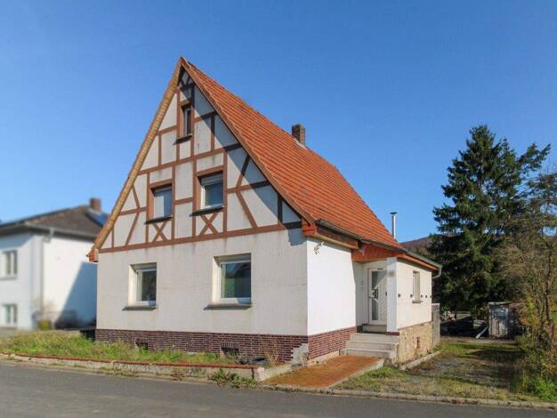 Einfamilienhaus zum Kauf 150.000 € 3 Zimmer 115 m² 434 m² Grundstück Ufhausen Eiterfeld 36132