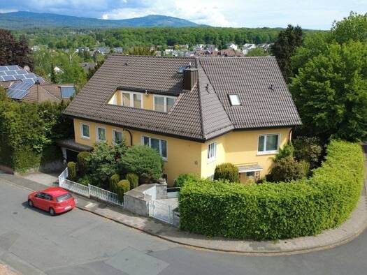 Einfamilienhaus zum Kauf 925.000 € 7 Zimmer 294 m² 1.040 m² Grundstück Fischbach Kelkheim 65779