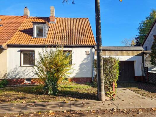 Doppelhaushälfte zum Kauf 230.000 € 4 Zimmer 100 m² 720 m² Grundstück frei ab 01.02.2026 Salbke Magdeburg 39122