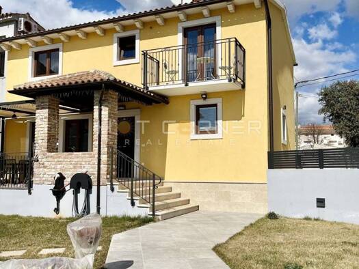 Haus zum Kauf 470.000 € 4 Zimmer 130 m² Jadreski, Liznjan Ližnjan