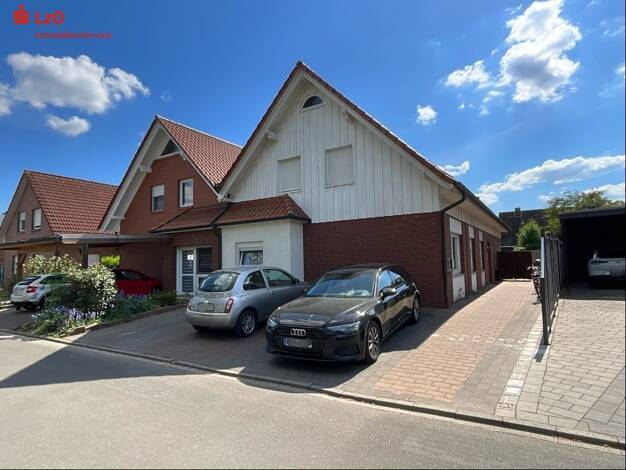 Doppelhaushälfte zum Kauf 320.000 € 7 Zimmer 210,5 m² 376 m² Grundstück Cloppenburg 49661
