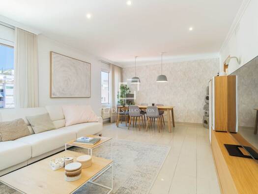 Wohnung zum Kauf 680.000 € 112 m² Barcelona 08015