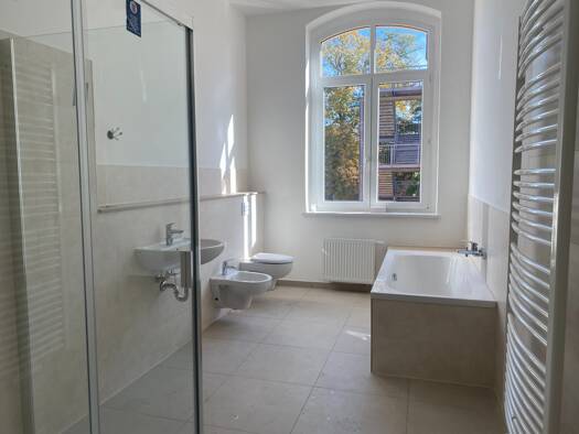 Wohnung zur Miete 965 € 3 Zimmer 120 m² EG Schulstraße 18 Oberplanitz Zwickau 08064