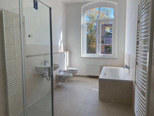Wohnung zur Miete 965 € 3 Zimmer 120 m² EG Schulstraße 18 Oberplanitz Zwickau 08064