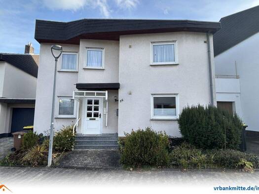 Mehrfamilienhaus zum Kauf provisionsfrei 245.000 € 4 Zimmer 133 m² 195 m² Grundstück Eschwege 37269