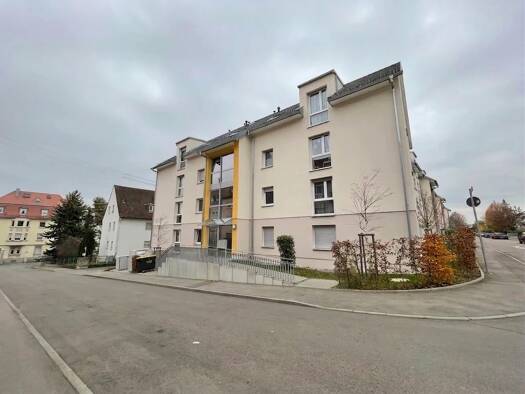 Wohnung zur Miete 1.500 € 4 Zimmer 94,3 m² 1. Geschoss frei ab 16.07.2026 Johannesstraße 17 West Ludwigsburg 71636