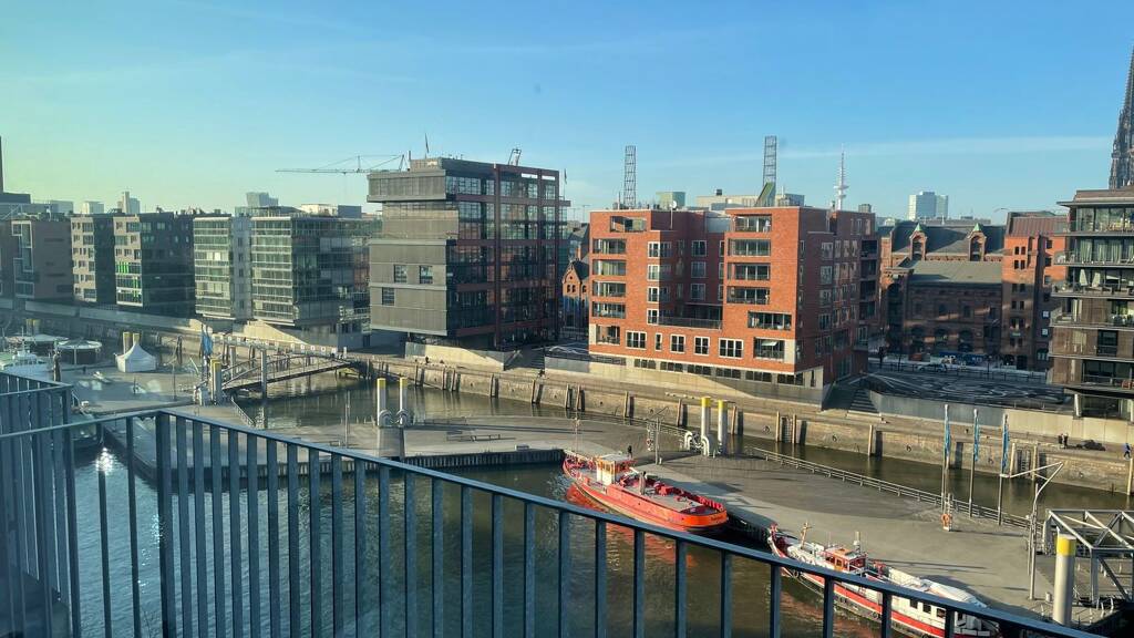 Maisonette zur Miete 3.750 € 3 Zimmer 119 m² Geschoss 5/6 frei ab 02.05.2026 HafenCity Hamburg 20457