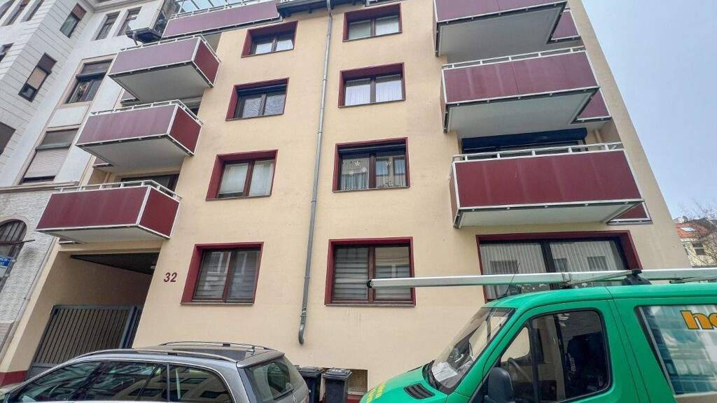 Wohnung zum Kauf 115.000 € 3 Zimmer 81,7 m² 3. Geschoss Mitte Bremerhaven 27568