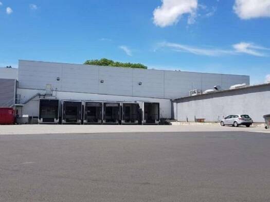 Lagerhalle zur Miete 1.800 m² Lagerfläche teilbar ab 900 m² Prager Straße 7 a Nieder-Eschbach Frankfurt am Main 60437