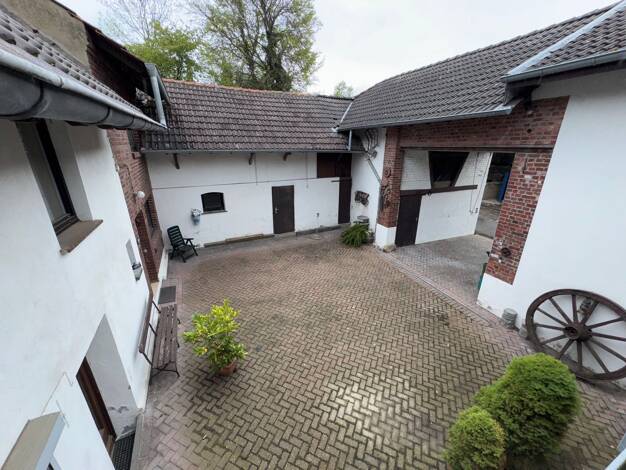 Haus zum Kauf 295.000 € 8 Zimmer 199 m² 3.626 m² Grundstück frei ab sofort Katzem Erkelenz 41812