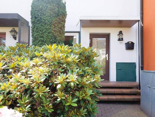 Reihenmittelhaus zum Kauf provisionsfrei 249.000 € 2,5 Zimmer 65 m² 155 m² Grundstück frei ab sofort Elmshorn 25336