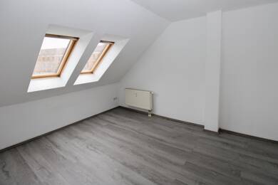Wohn- und Geschäftshaus zum Kauf provisionsfrei als Kapitalanlage geeignet 680.000 € 927,1 m² 680 m² Grundstück Bahnhofsvorstadt Zwickau 08056
