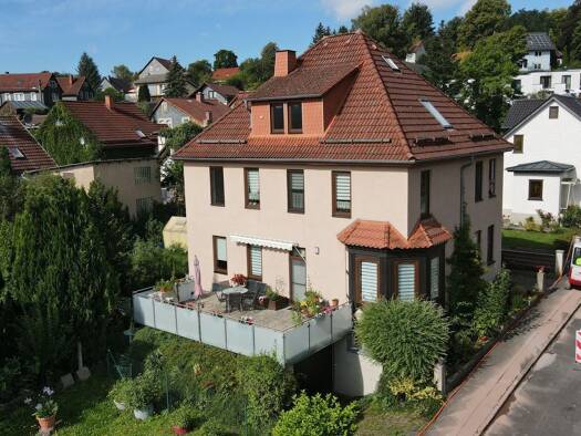 Wohnung zur Miete 400 € 2 Zimmer 60 m² Suhl 98529