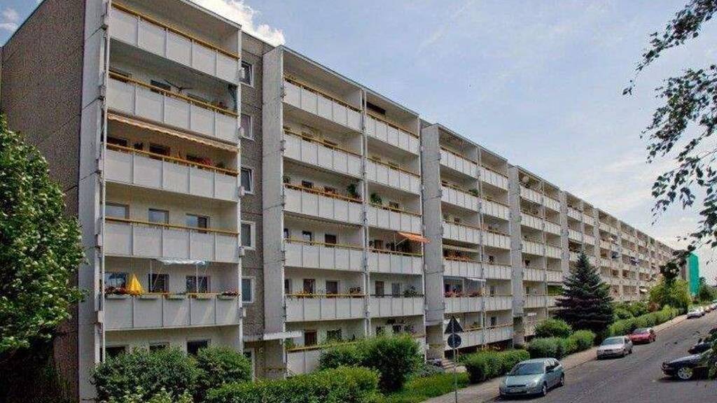 Wohnung zur Miete nur mit Wohnberechtigungsschein 493 € 3 Zimmer 64,3 m² 5. Geschoss frei ab 14.03.2026 Löwenhainer Str. 18 Tolkewitz/Seidnitz-Nord Dresden 01279