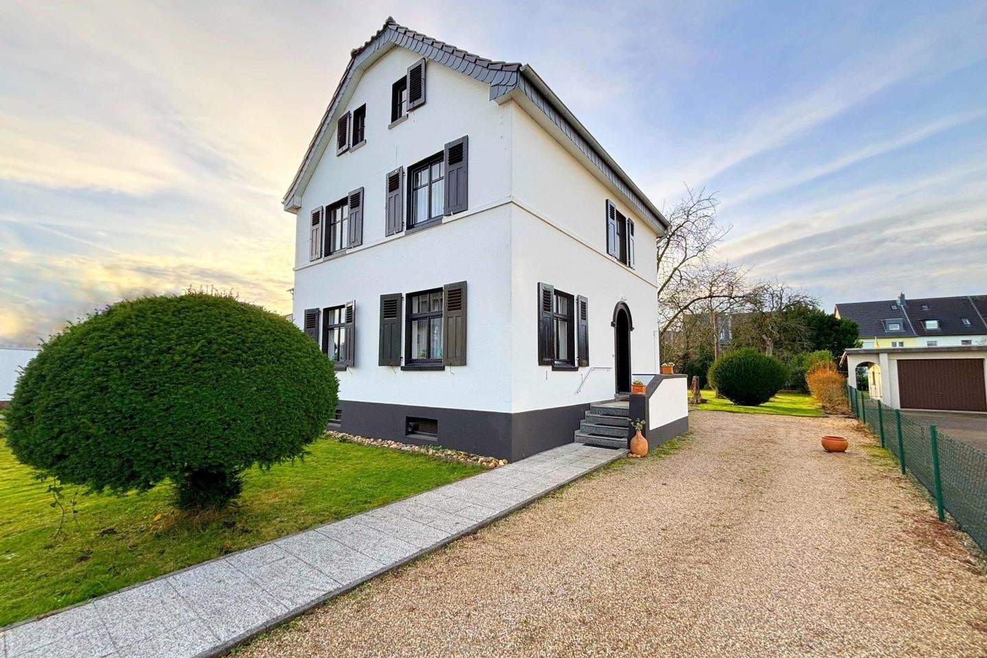 Haus – Leverkusen, Rheindorf - Ansicht 3