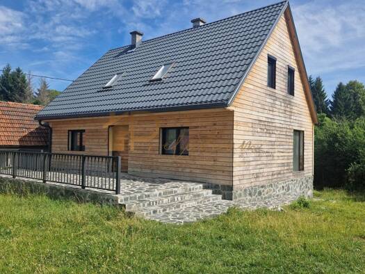Einfamilienhaus zum Kauf 6 Zimmer 2.000 m² Grundstück Vrbovsko 51326