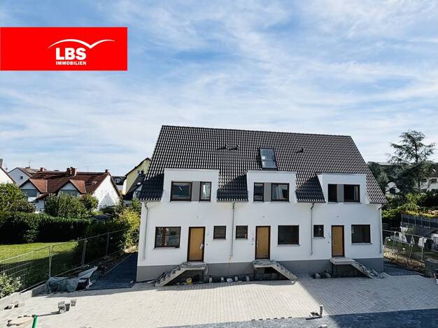 Reihenmittelhaus zum Kauf 612.300 € 4 Zimmer 107 m² 158 m² Grundstück frei ab sofort Fechenheimer Weg 77f II Bischofsheim Maintal 63477