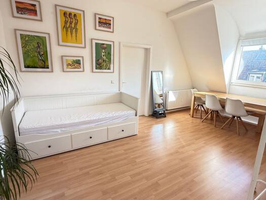 WG-Zimmer zur Miete 650 € 22 m² Geschoss 4/4 frei ab sofort Friedrichstadt Stadtbezirk 3 40215