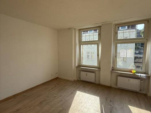 Wohnung zur Miete 779 € 3,5 Zimmer 95 m² 2. Geschoss frei ab 20.07.2026 Hügelstraße 51 Barmen Wuppertal 42277