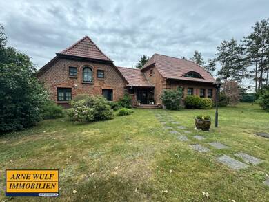 Bauernhaus zum Kauf 382.000 € 7 Zimmer 215 m² 3.243 m² Grundstück Suckow Suckow / Dorf Poltnitz 19376